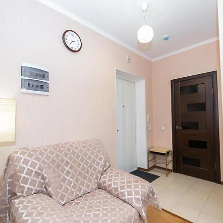 В Promenade Expo Квартира С Романтическим Видом Astana Exteriör bild